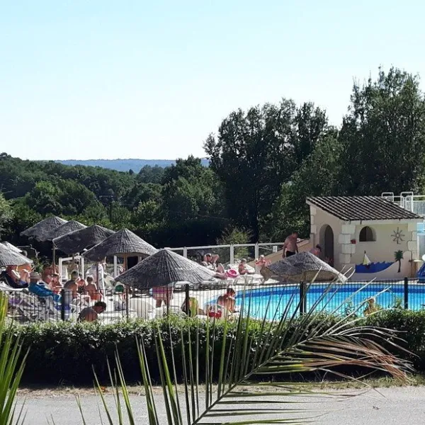 camping-le-clou-le-coux-et-bigaroque-rcxb2