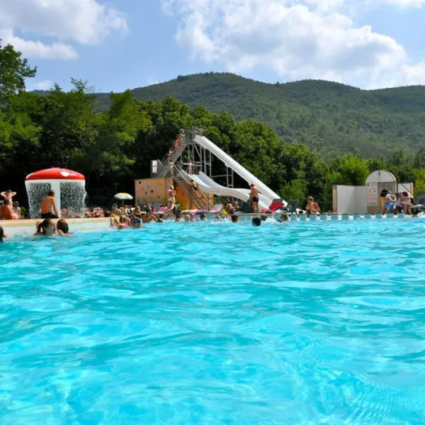 camping-les-plans-mialet-88fi5