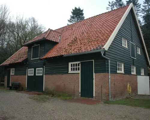 natuurkampeerterrein-landgoed-het-jagershuis-wehl-uy5pz