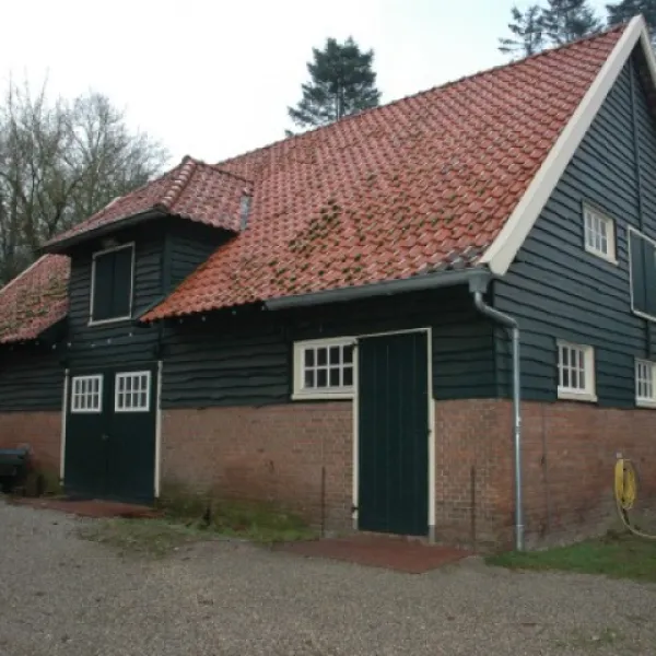 natuurkampeerterrein-landgoed-het-jagershuis-wehl-uy5pz