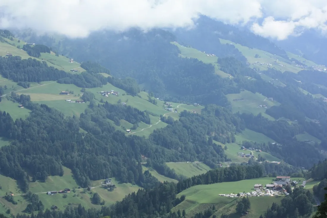 camping-grosswalsertal-raggal-rphi9
