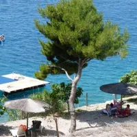 camping-aloa-bol-w9vzk
