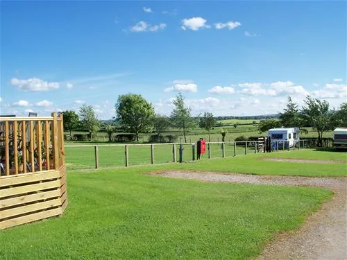 low-moor-caravan-camping-park-penrithcumbria-r84mg