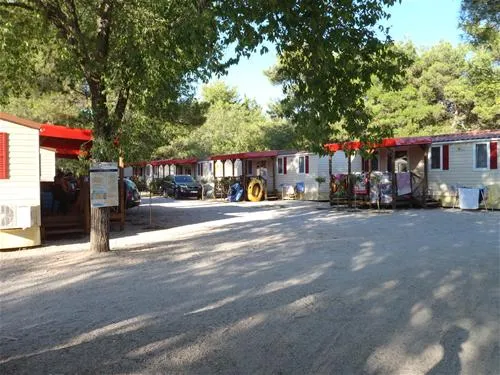 solaris-camping-beach-resort-sibenik-aomox