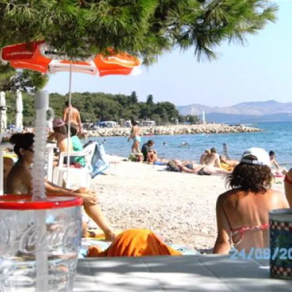 solaris-camping-beach-resort-sibenik-h0ny9