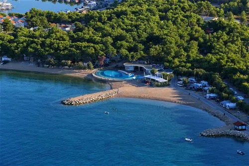 solaris-camping-beach-resort-sibenik-hlnai