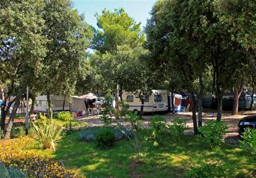 solaris-camping-beach-resort-sibenik-qpkhn