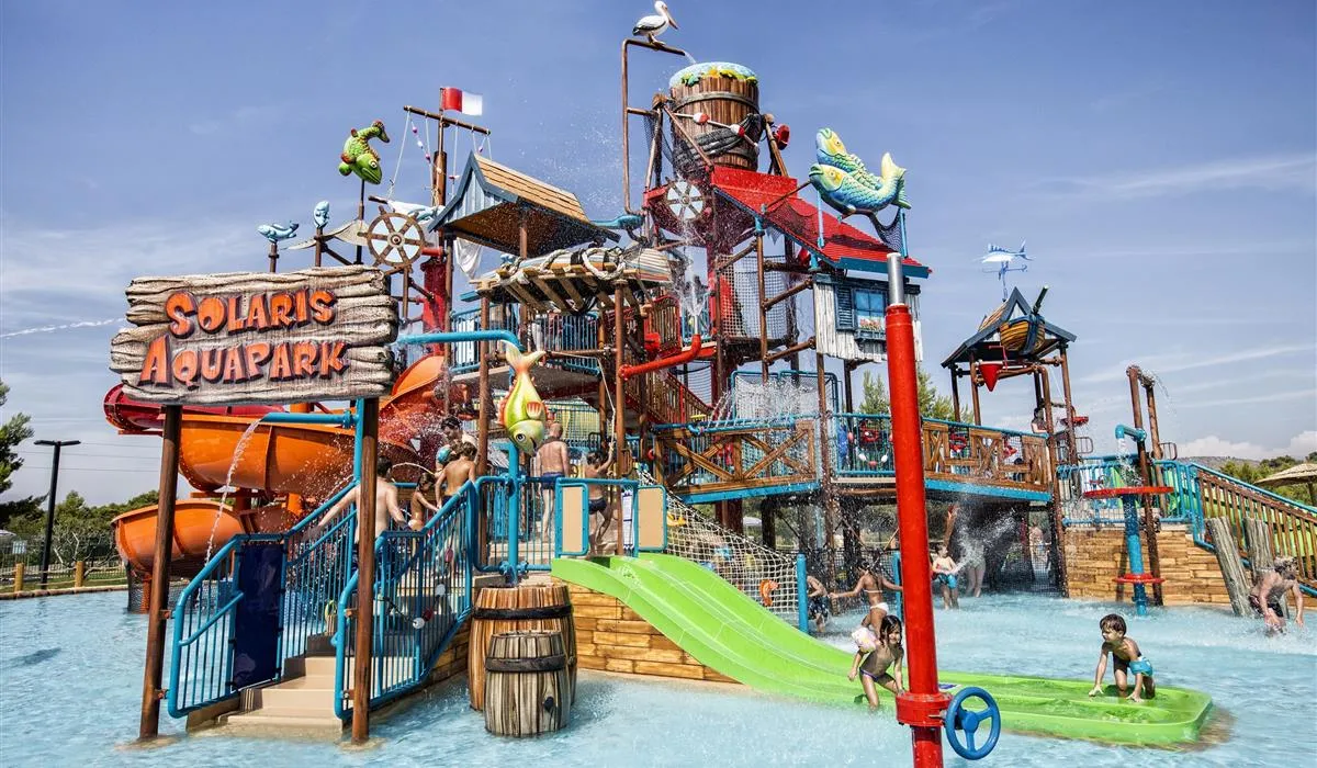 solaris-camping-beach-resort-sibenik-wlu9e