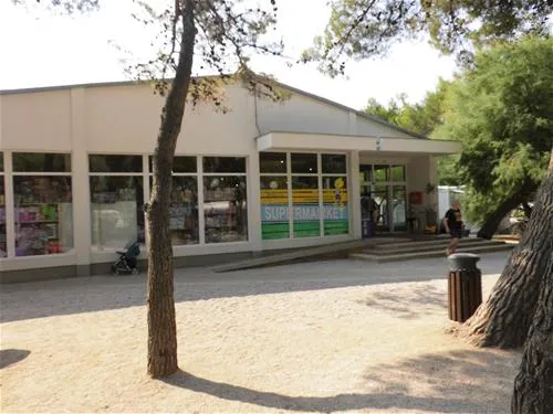 solaris-camping-beach-resort-sibenik-yfwho
