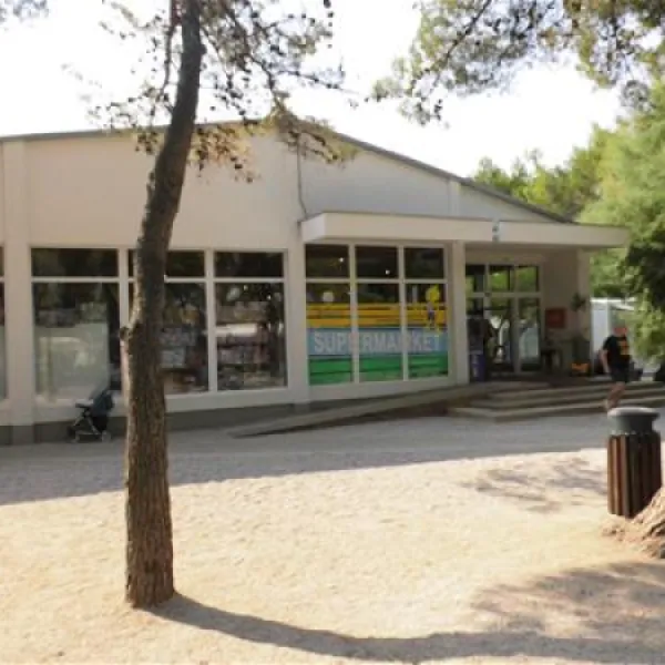 solaris-camping-beach-resort-sibenik-yfwho