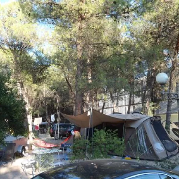 solaris-camping-beach-resort-sibenik-zao4r
