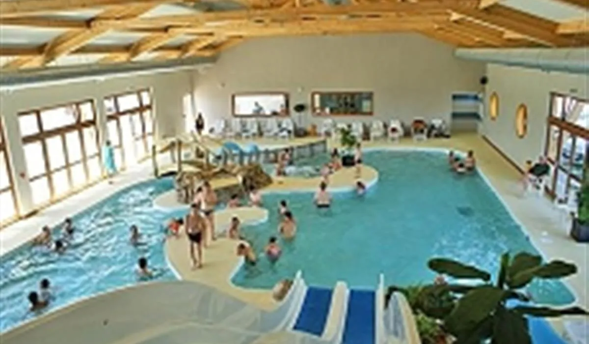 camping-le-champ-neuf-st-quentin-en-tourmont-kus5b