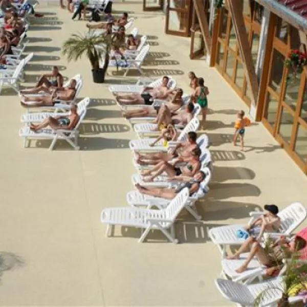 camping-le-champ-neuf-st-quentin-en-tourmont-mnjqx