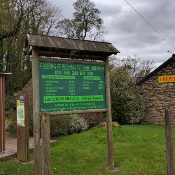 camping-le-lac-allineuc-u0p9g