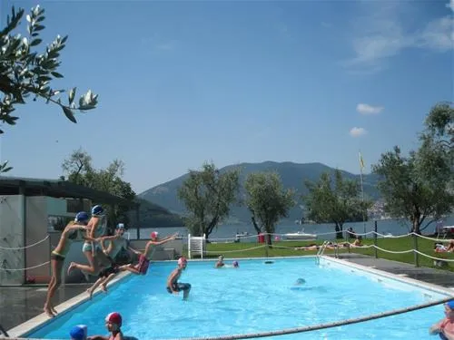 campeggio-riva-di-san-pietro-marone-owu2s