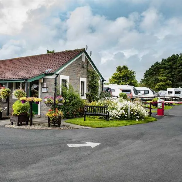camping-and-caravan-club-site-dunstan-hill-alnwick-rpbdi