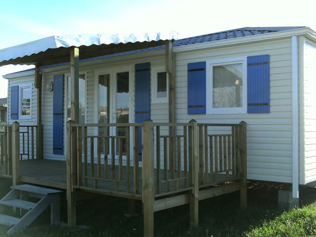 camping-les-amandiers-castelnau-de-guers-3myfr