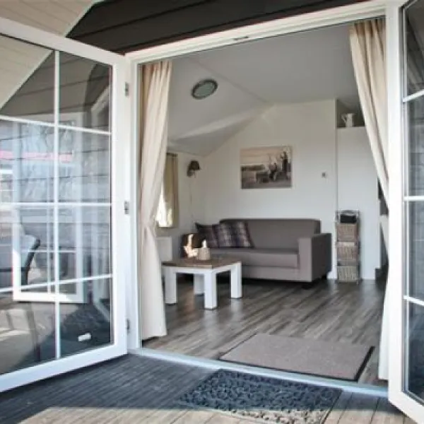 hof-de-driesprong-aan-strand-domburg-cxb7t