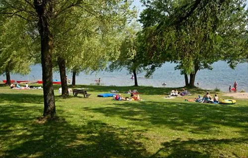 camping-haus-am-see-schmidthahn-bei-steinebach-sqpjb