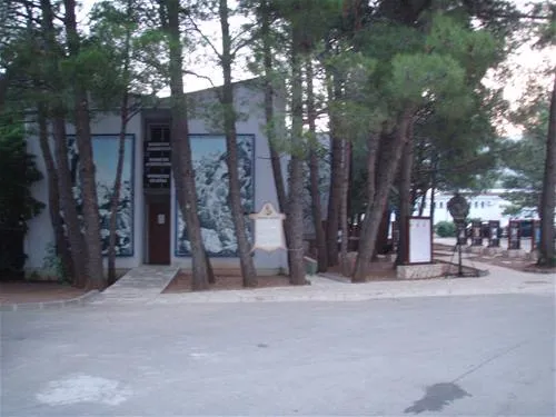 camping-paklenica-starigradpaklenica-lozo0
