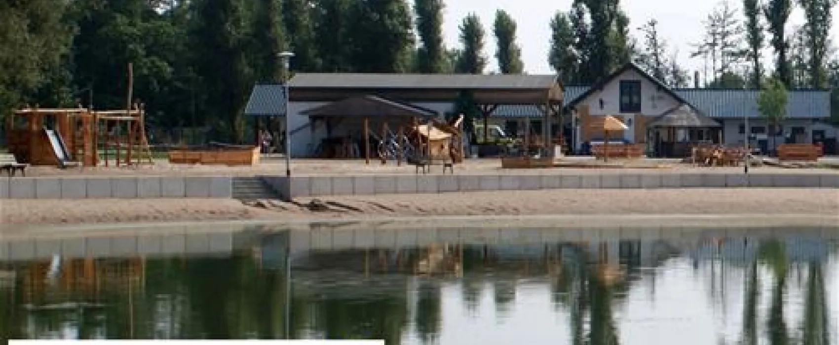Seebad Aken Am Akazienteich