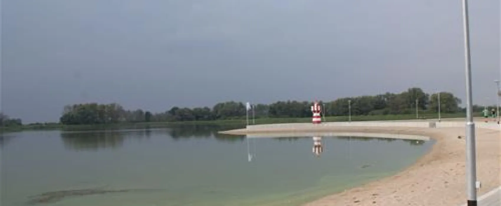 Seebad Aken Am Akazienteich