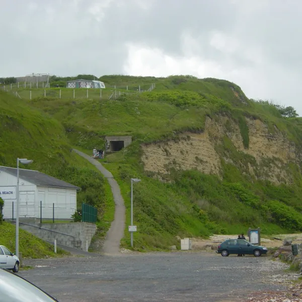 camping-omaha-beach-vierville-sur-mer-vuk3x