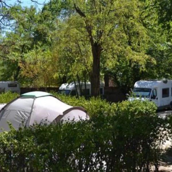camping-osuna-madrid-rx03l