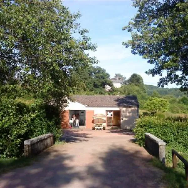 camping-municipal-du-pont-de-bussy-anost-nhucu