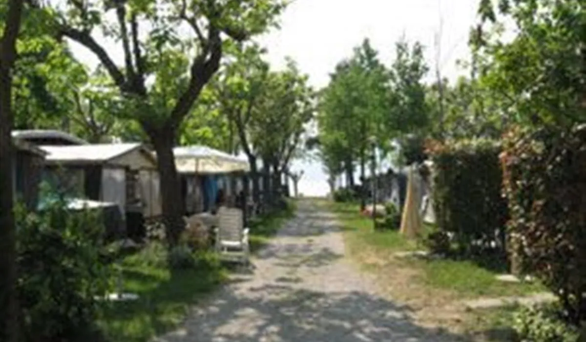 campeggio-lido-di-monvalle-lido-di-monvalle-5gvlf