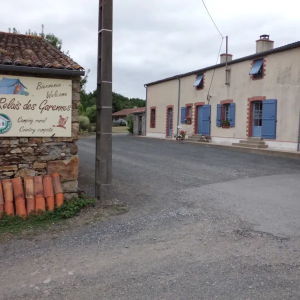 camping-rural-le-relais-des-garennes-montbert-9unt9