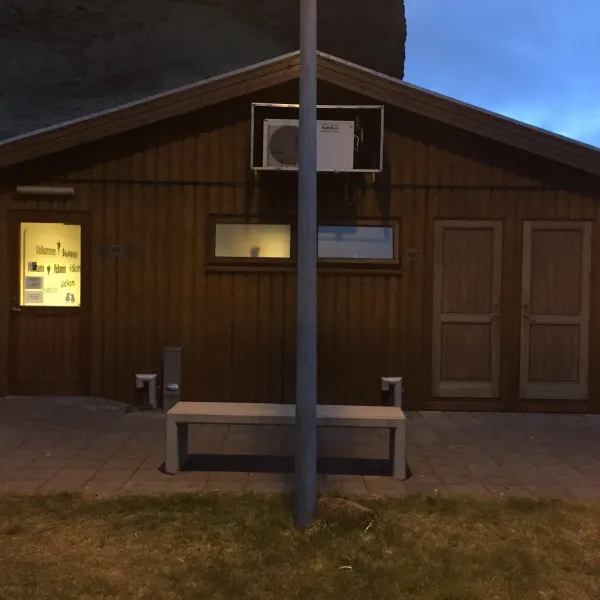 camping-seljalandsfoss-vestmannaeyjar-jvhxx