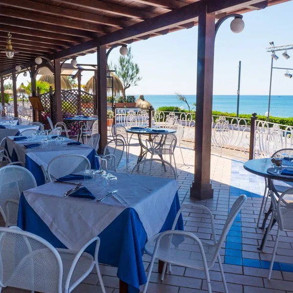 holiday-village-salto-di-fondi-90o6q