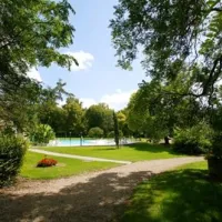 castel-le-petit-trianon-de-saint-ustre-ingrandes-sur-vienne-jlt8n