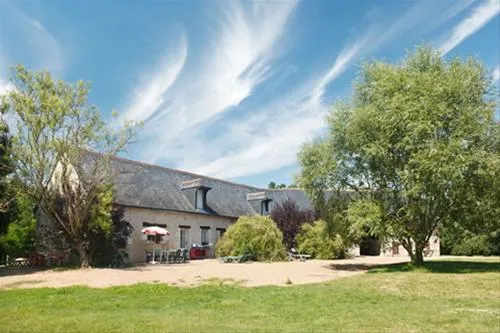 castel-le-parc-de-fierbois-ste-catherine-de-fierbois-carhj