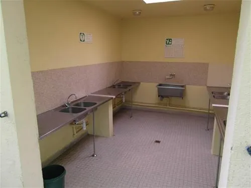 camping-municipal-de-la-hallerais-taden-t7mte