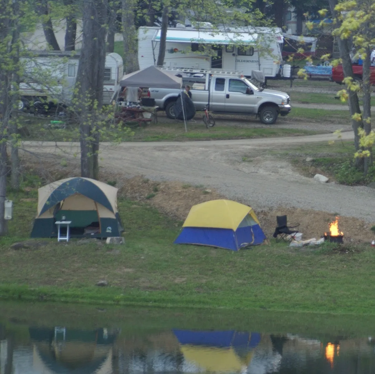 silver-canoe-campground-rural-valley-uzs4h
