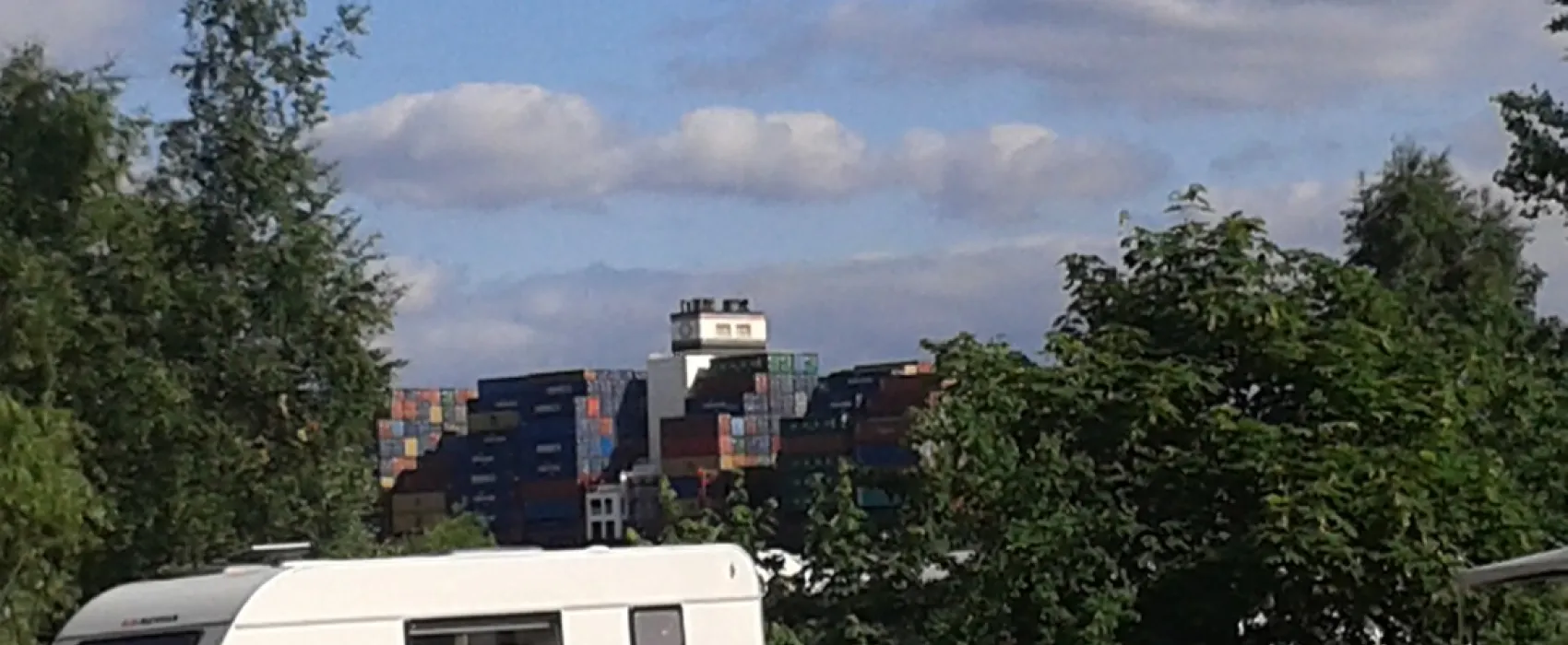 Elbe Camp