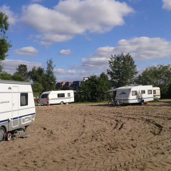 Elbe Camp