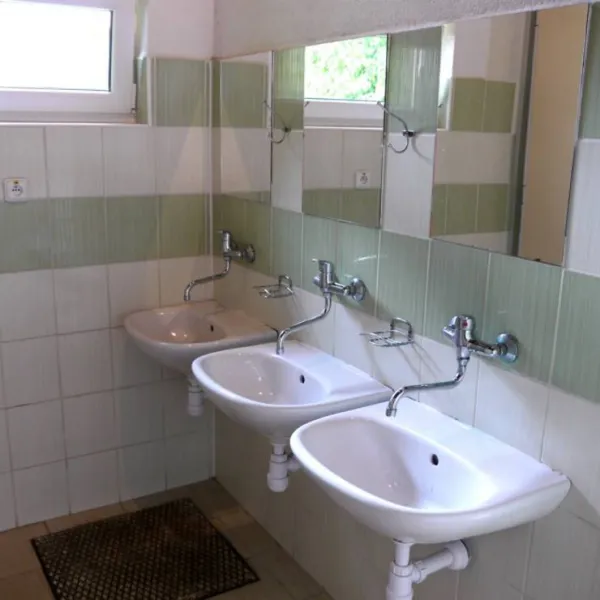 autocamping-podlesok-hrabusice-c3fi0