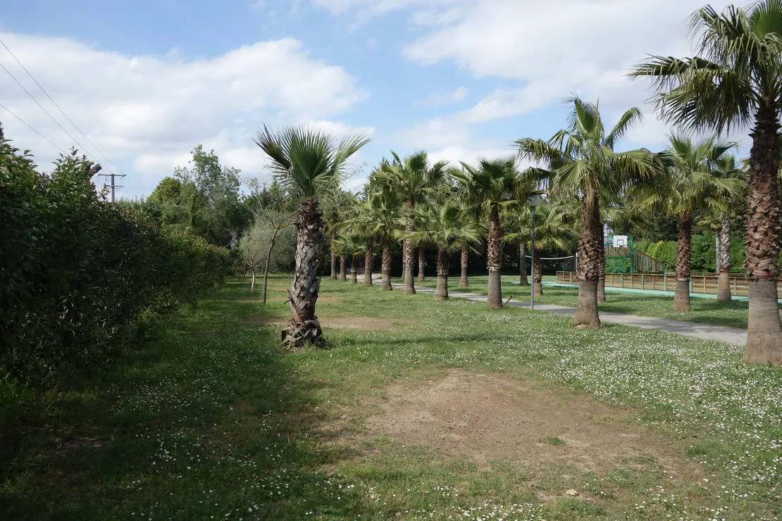camping-les-pecheurs-roquebrune-sur-argens-dvzcv