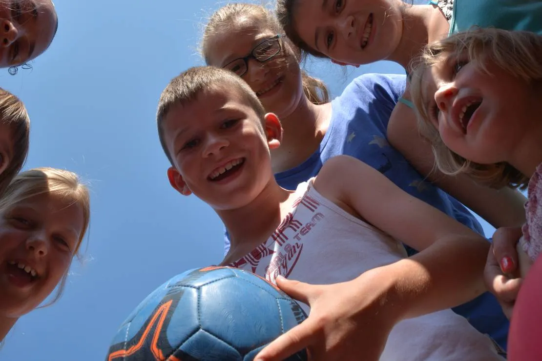 camping-les-pecheurs-roquebrune-sur-argens-nxxld