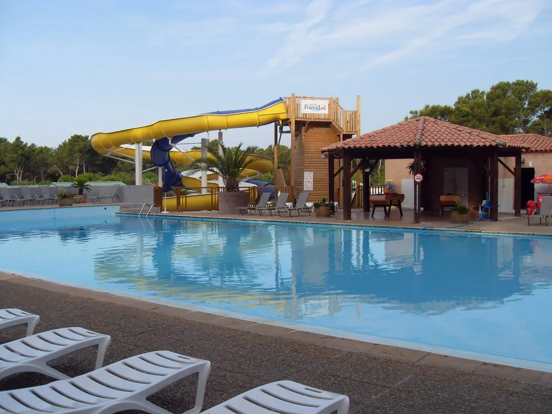 capfun-larbois-du-castellet-le-castellet-e8xk5