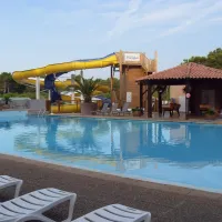 capfun-larbois-du-castellet-le-castellet-e8xk5