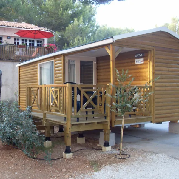 capfun-larbois-du-castellet-le-castellet-taar2