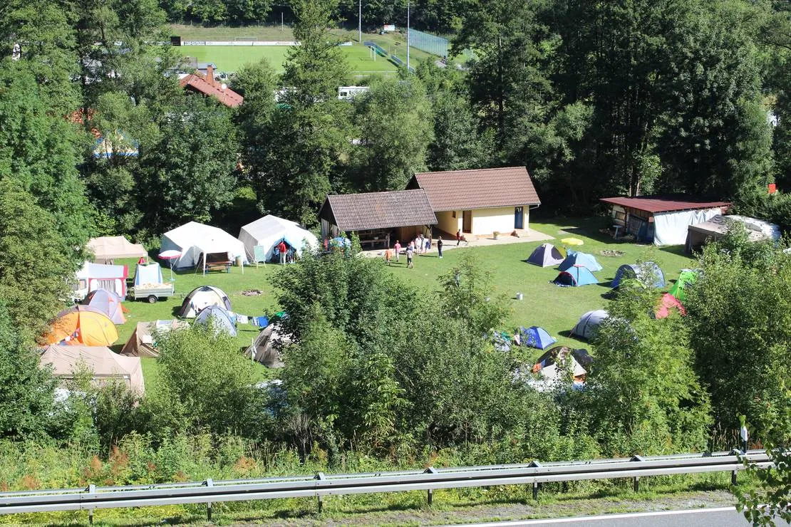 zeltplatz-wallenfels-wallenfels-gjwxo
