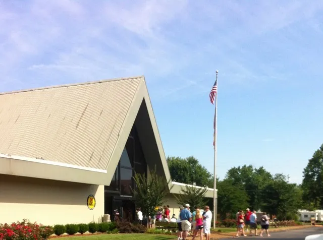 nashville-yogi-bear-jellystone-camp-resort-nashville-gjz1a