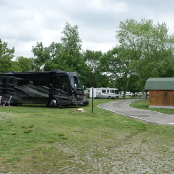 nashville-yogi-bear-jellystone-camp-resort-nashville-wie7f