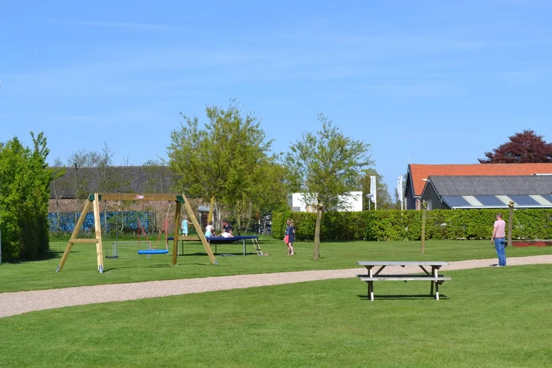 t-aardbeitje-serooskerke-walcheren-mn63s