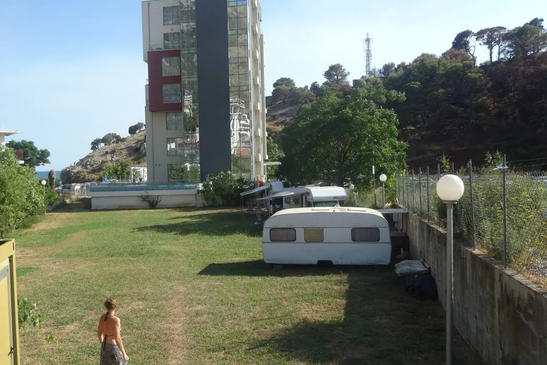camping-sutomore-sutomore-k3bmj